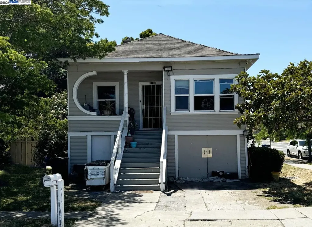 7590 Snow Avenue Newark CA 94560