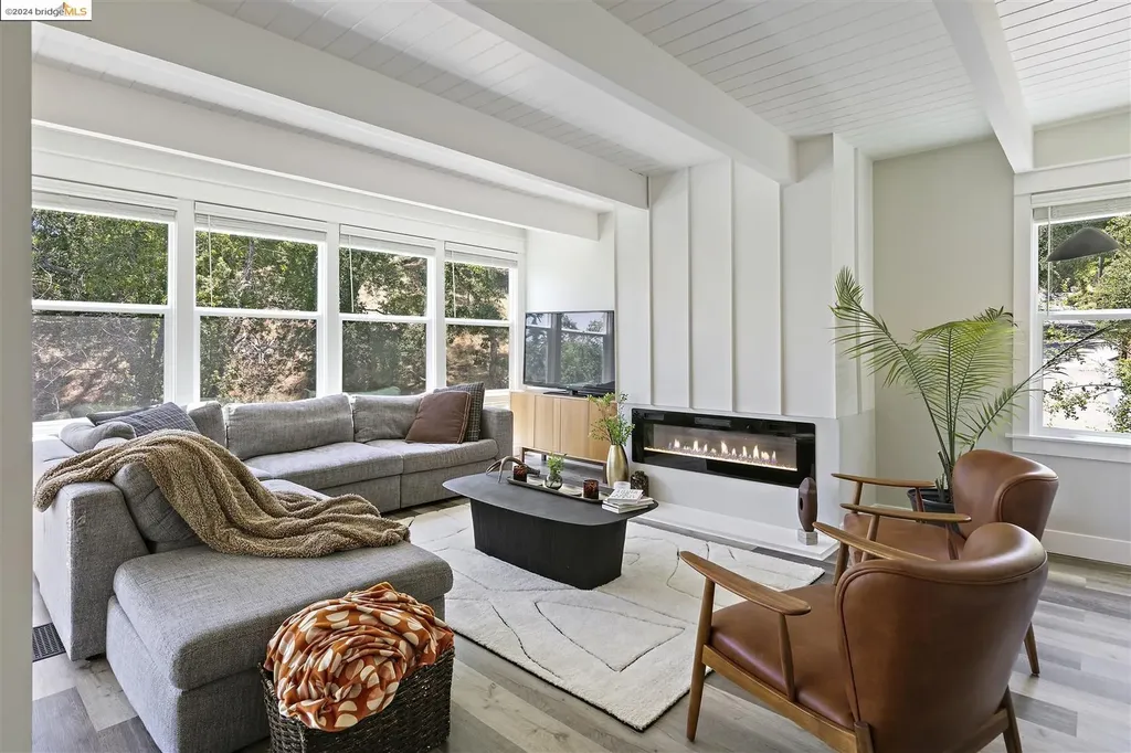 15 Ridge Lane Orinda CA 94563