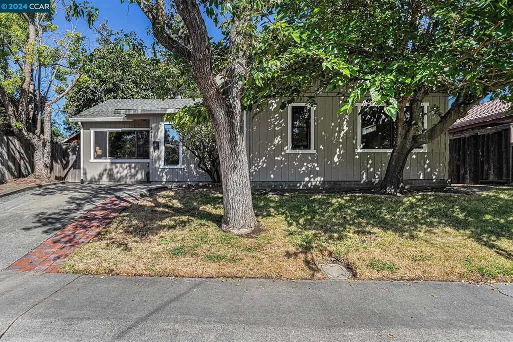 141 Macmurtry Drive Martinez CA 94553