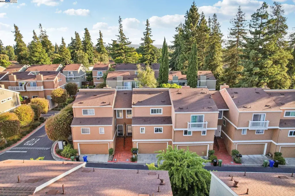 37923 Bright Common Fremont CA 94536