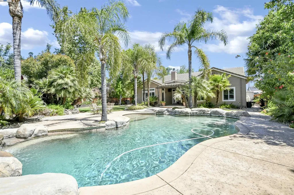 798 Crystal Garden Court Brentwood CA 94513