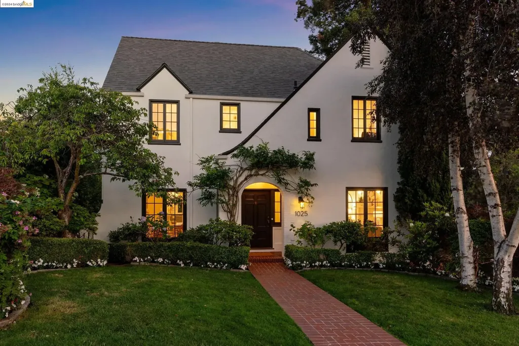 Oakland CA, 1025 Hubert Road