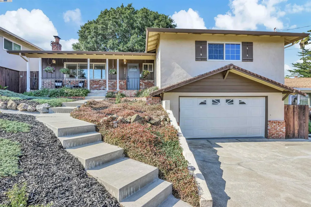 4642 Lockridge Way Castro Valley CA 94546