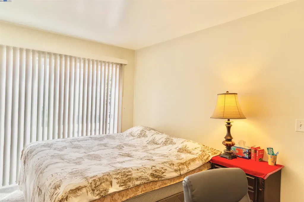 33010 Lake Mead Drive Fremont CA 94555