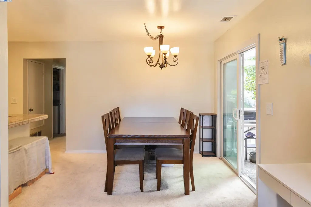 33010 Lake Mead Drive Fremont CA 94555