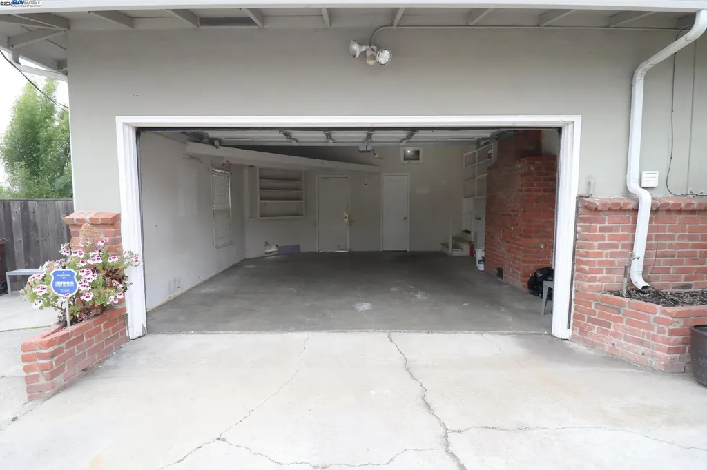 2272 Kelly Street Hayward CA 94541