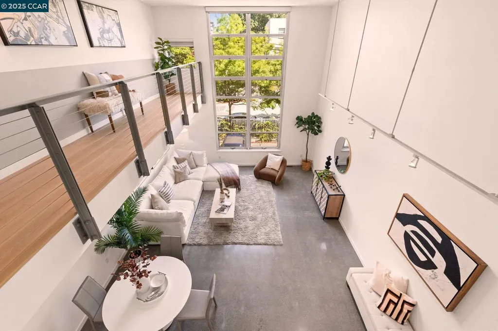 Emeryville CA, 1200 65TH Street, Unit 230