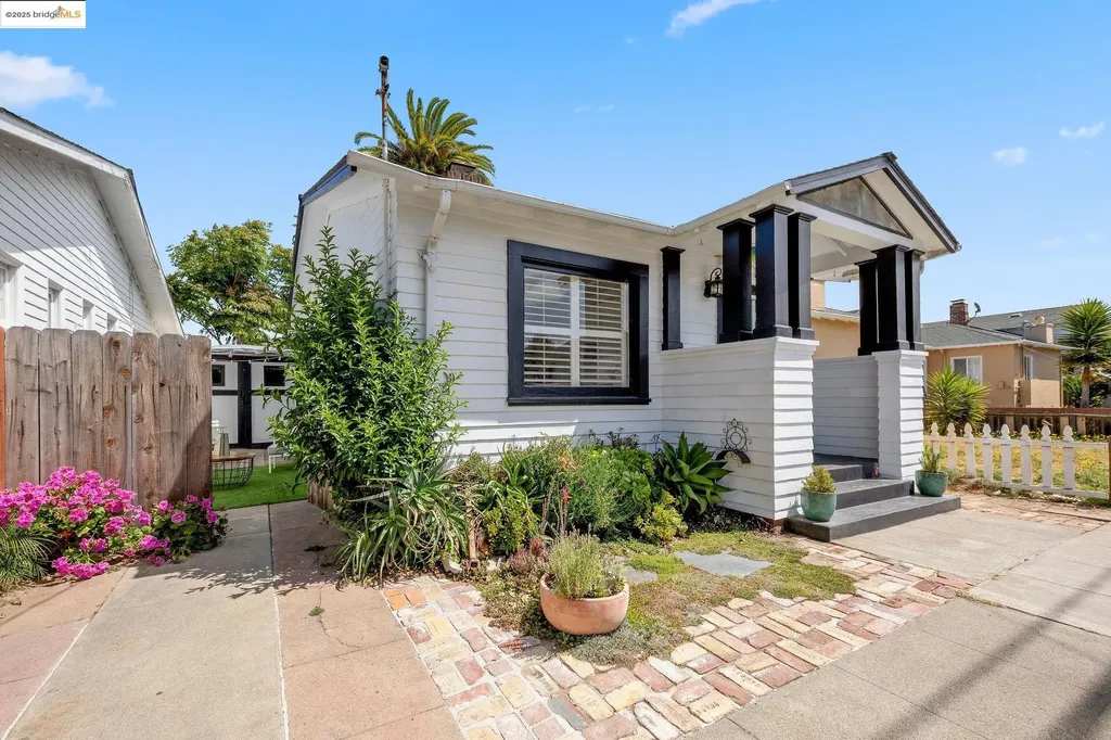 423 Santa Clara Avenue Alameda CA 94501