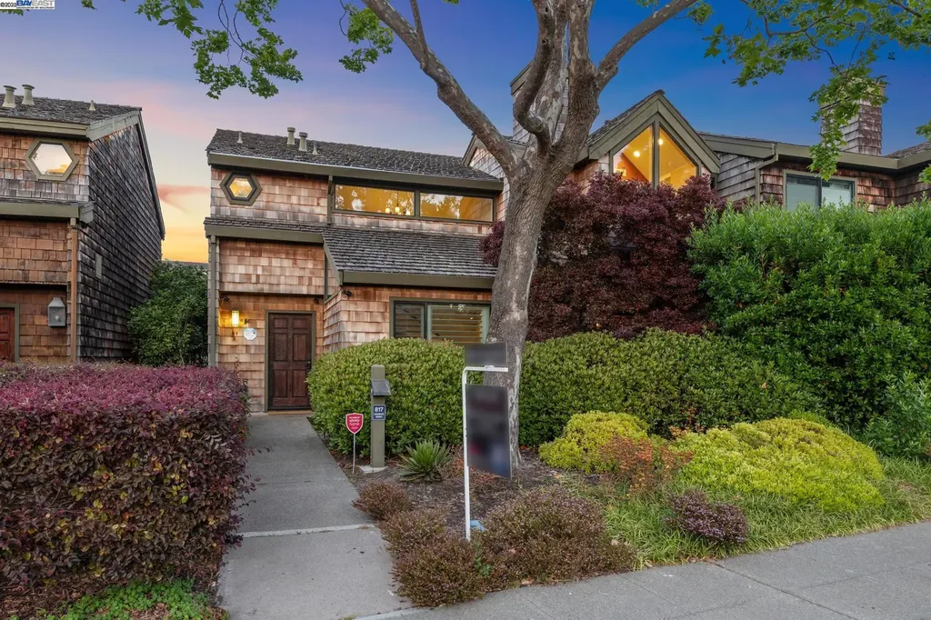 817 Harbor Road Alameda CA 94502
