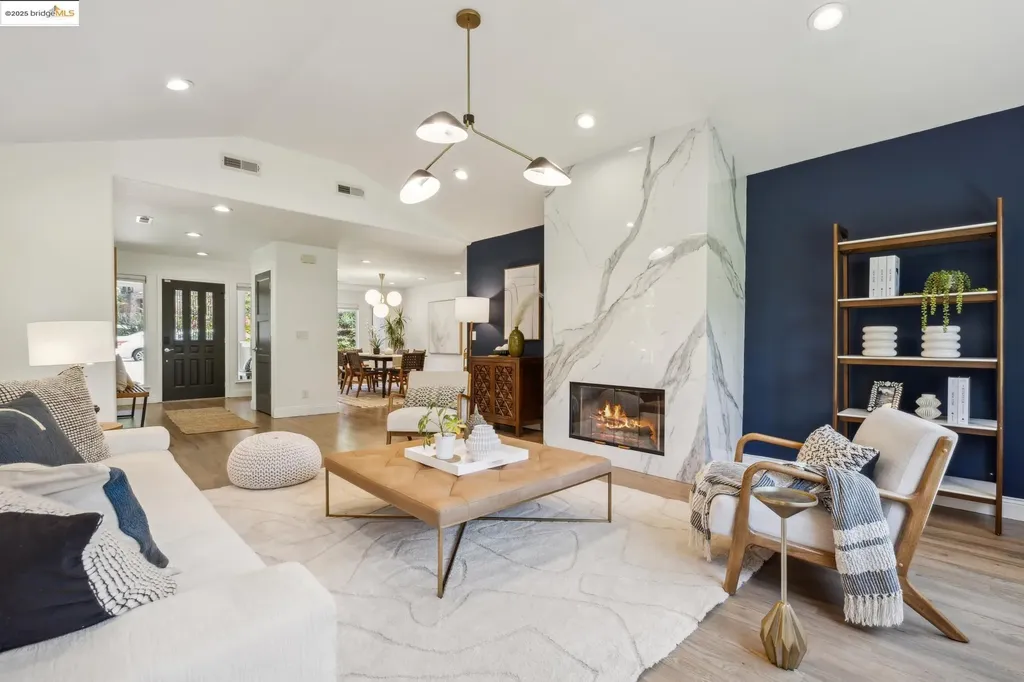 631 Caldwell Road Oakland CA 94611