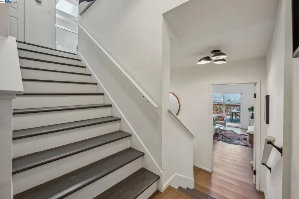 471 Joost Avenue San Francisco CA 94127