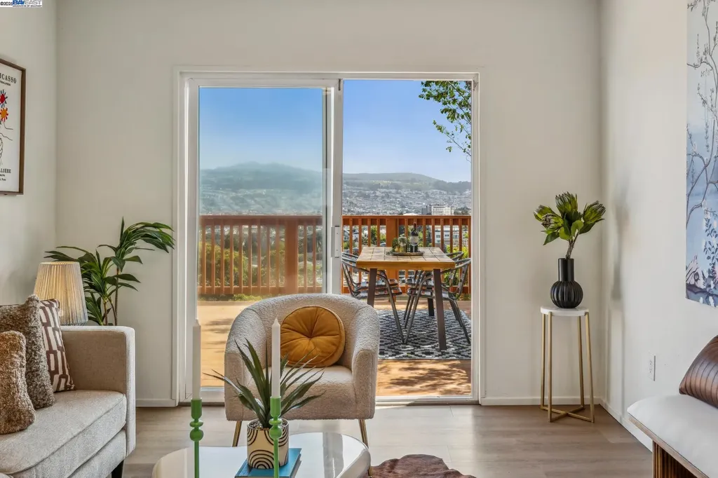 471 Joost Avenue San Francisco CA 94127