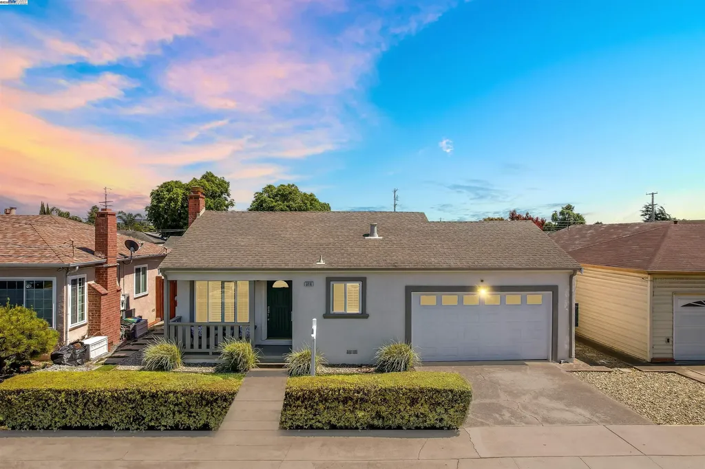 914 Leonardo Way Hayward CA 94541