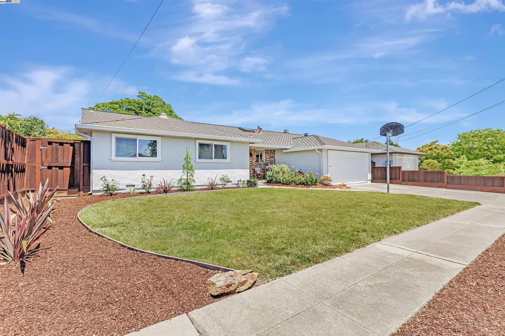 37972 Ballard Drive Fremont CA 94536