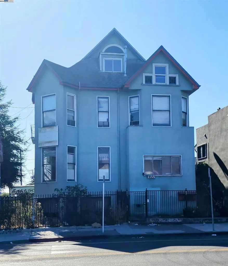 1155 International Boulevard Oakland CA 94606