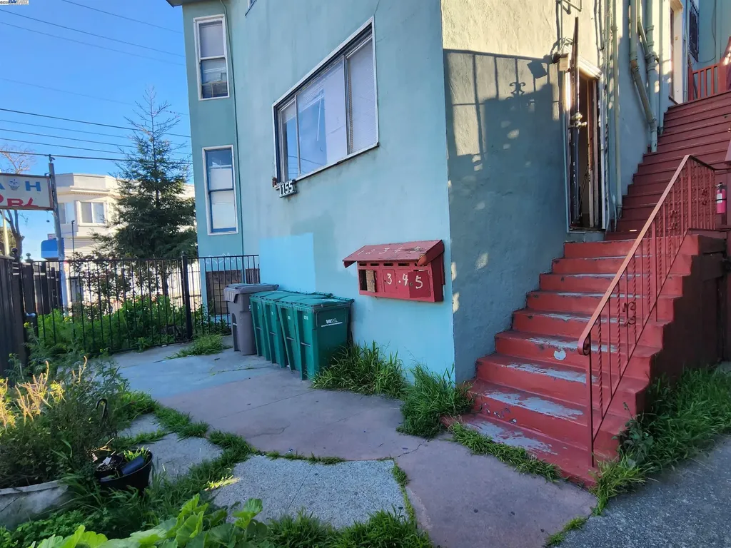 1155 International Boulevard Oakland CA 94606