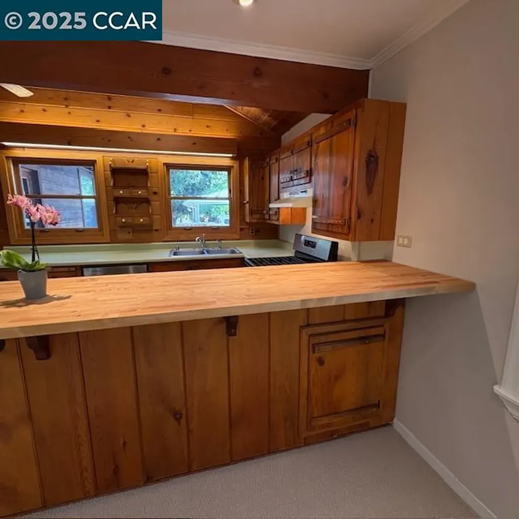 2150 Whyte Park Avenue Walnut Creek CA 94595