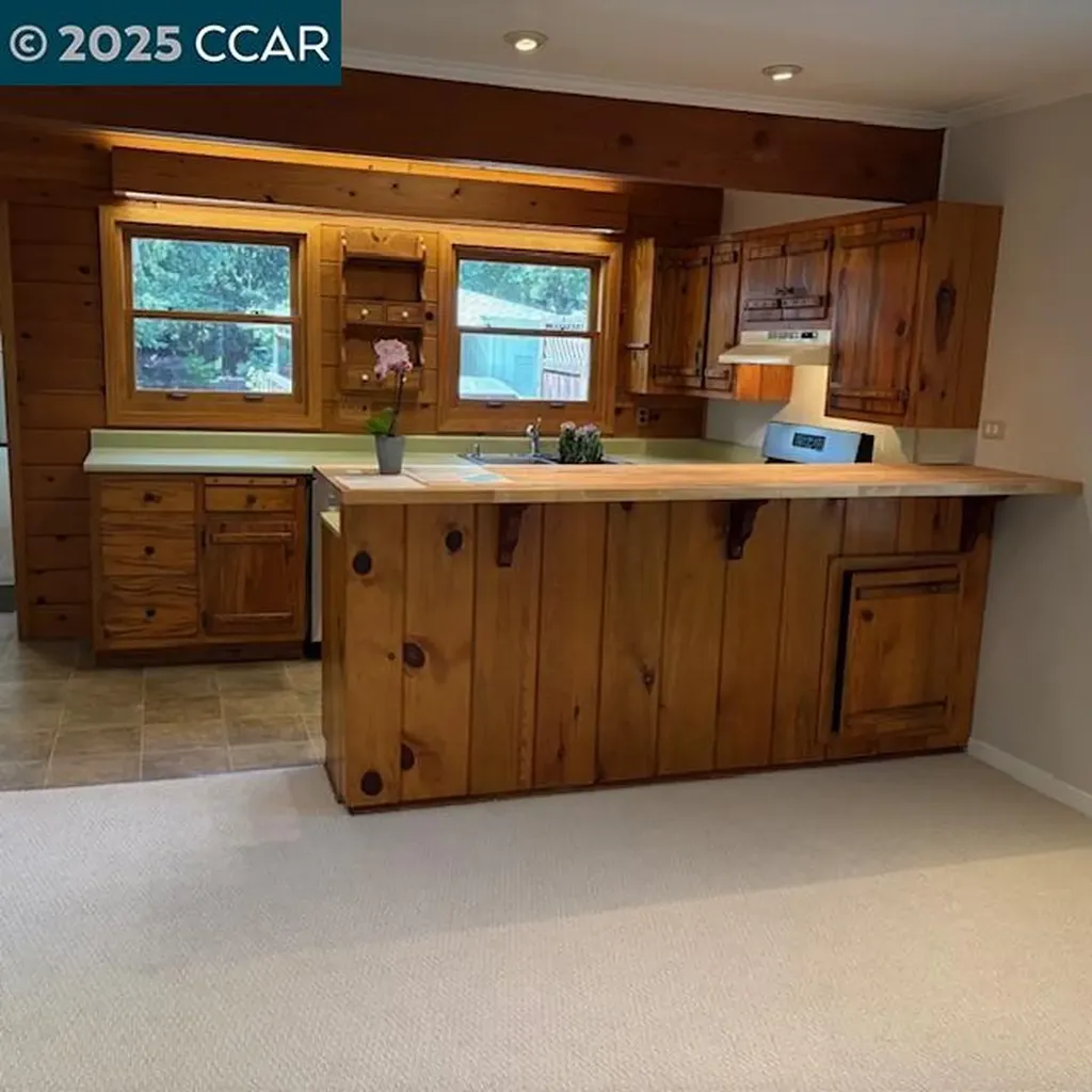 2150 Whyte Park Avenue Walnut Creek CA 94595