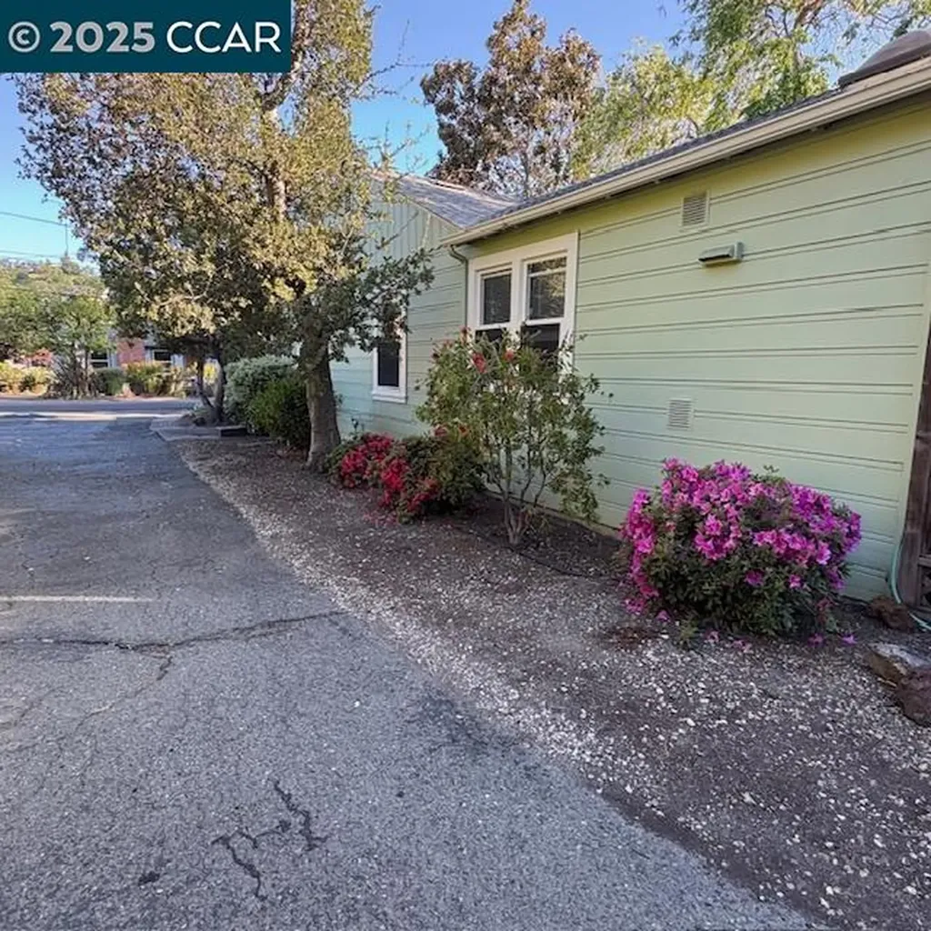 2150 Whyte Park Avenue Walnut Creek CA 94595