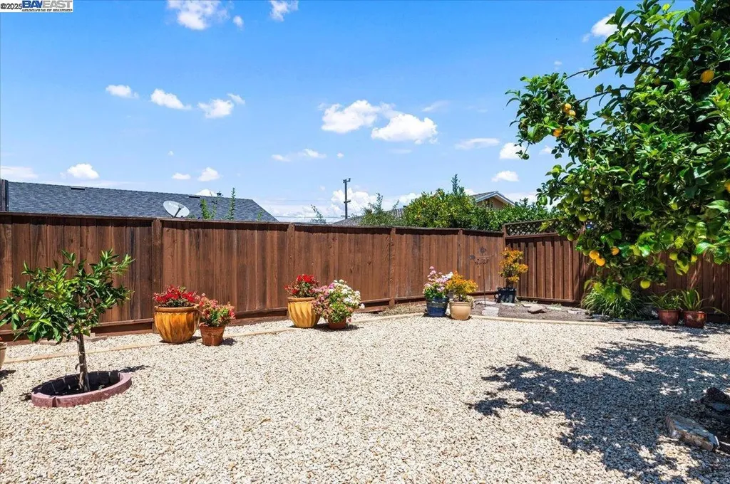 4309 Bora Bora Avenue Fremont CA 94538