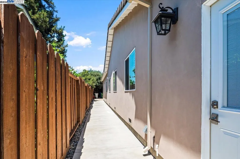 4309 Bora Bora Avenue Fremont CA 94538