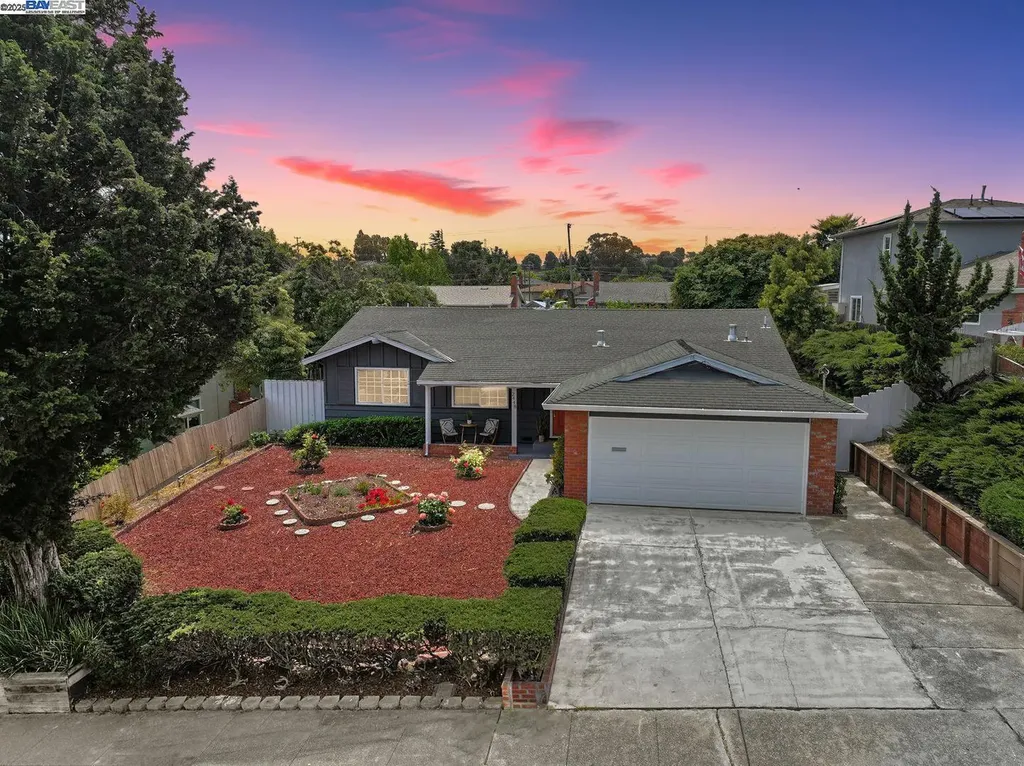 2448 Mahan Way San Pablo CA 94806