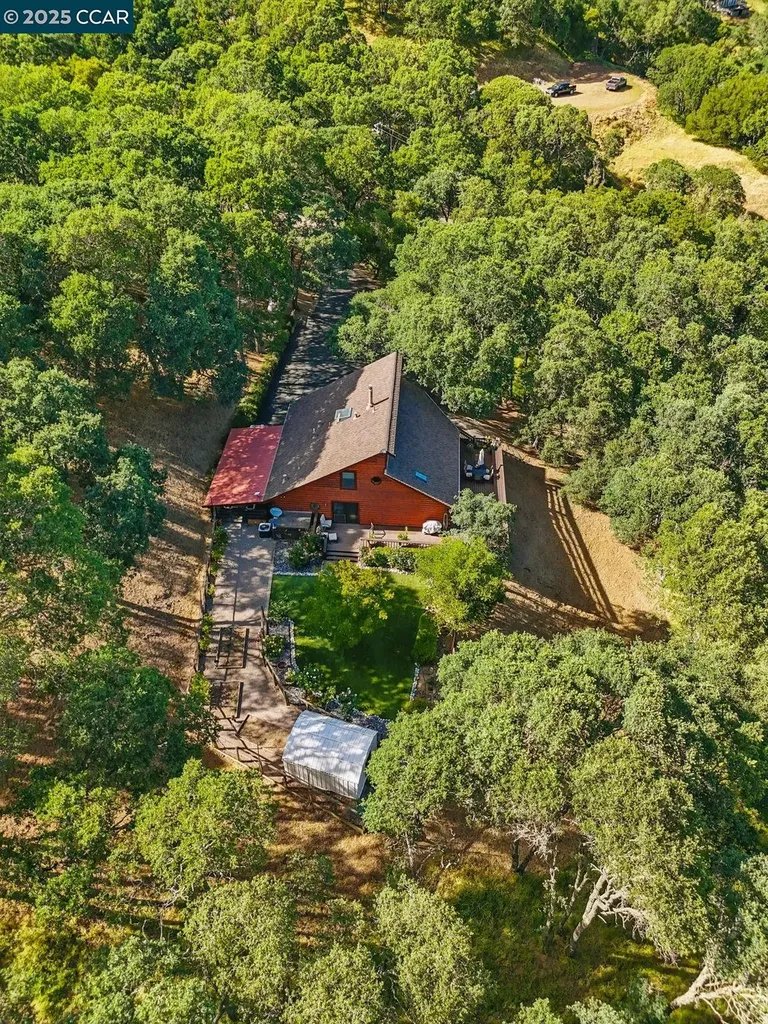 2000 Curry Canyon Road Clayton CA 94517