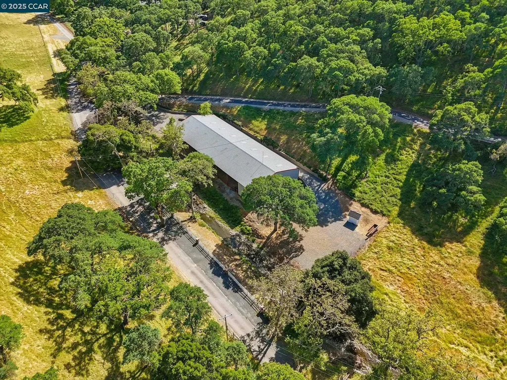 2000 Curry Canyon Road Clayton CA 94517