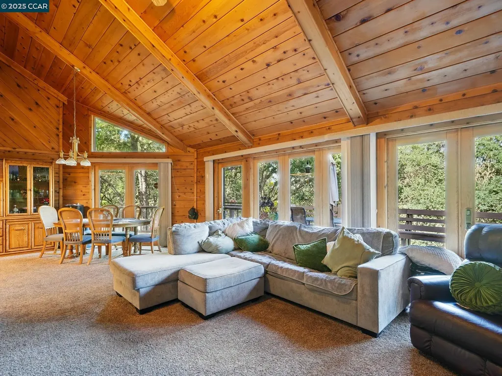 2000 Curry Canyon Road Clayton CA 94517