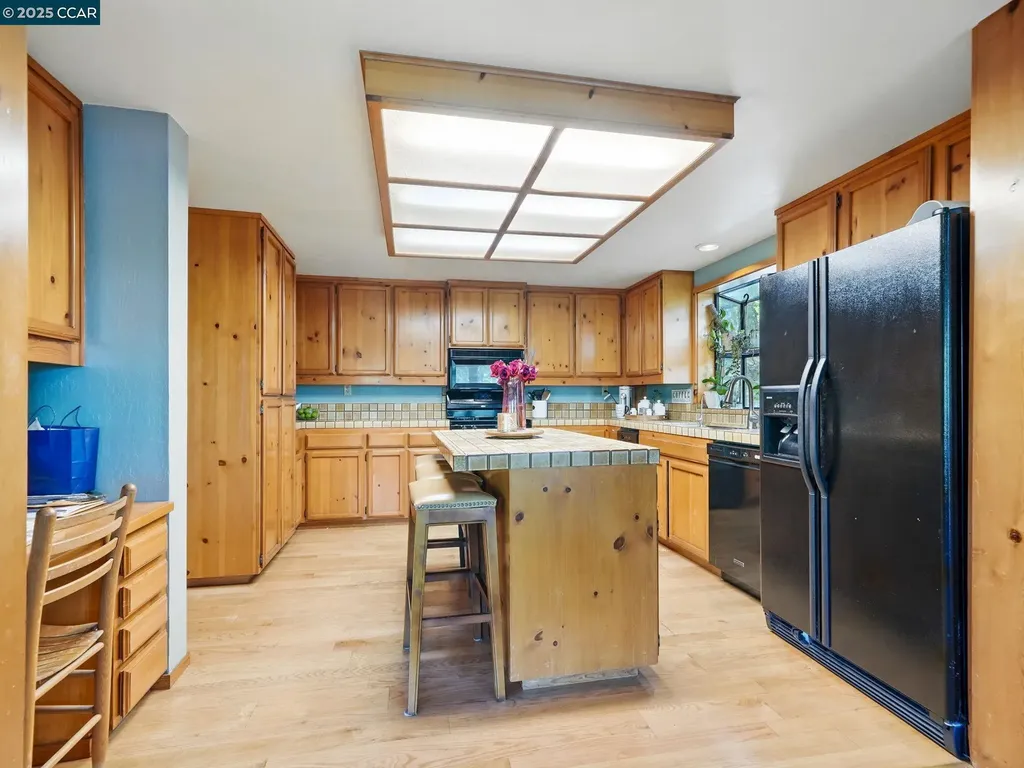 2000 Curry Canyon Road Clayton CA 94517