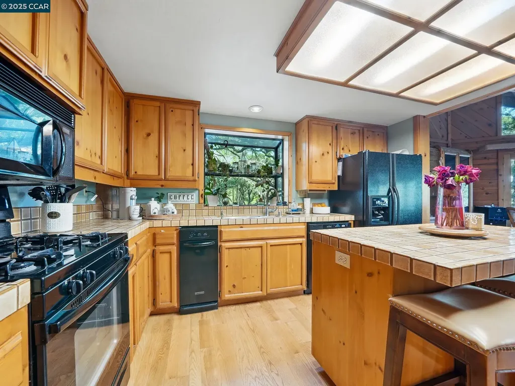 2000 Curry Canyon Road Clayton CA 94517