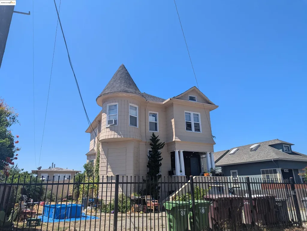 2883 Brookdale Avenue Oakland CA 94602