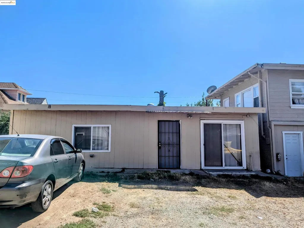 2883 Brookdale Avenue Oakland CA 94602