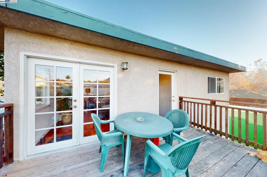 54 Railroad Avenue Richmond CA 94801