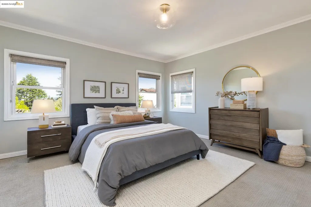 131 Sonia Street Oakland CA 94618