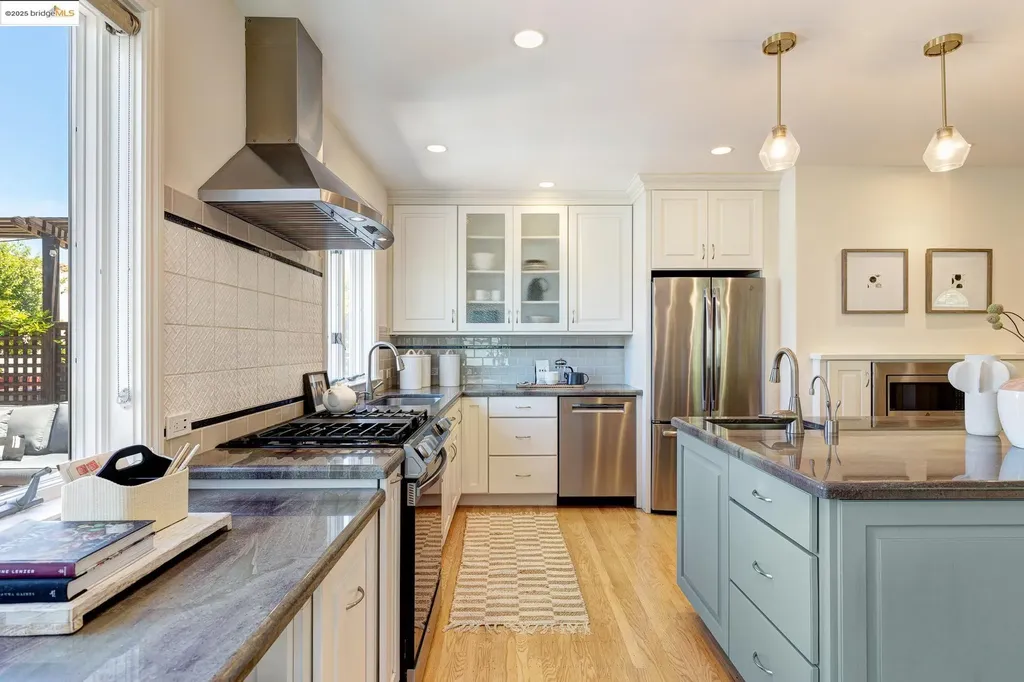 131 Sonia Street Oakland CA 94618