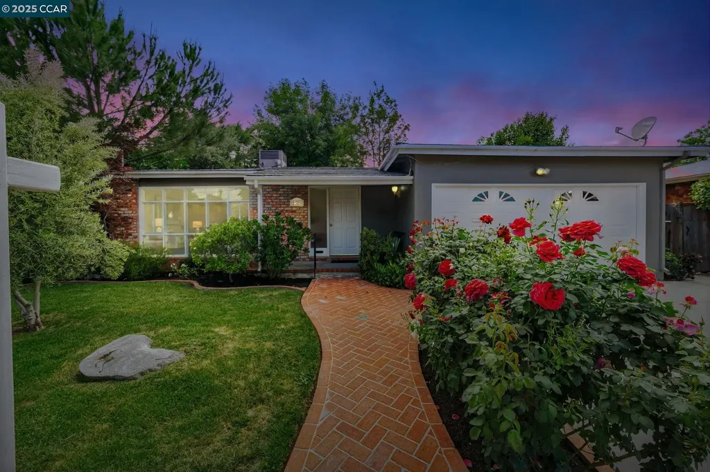 286 Calistoga Drive Pittsburg CA 94565