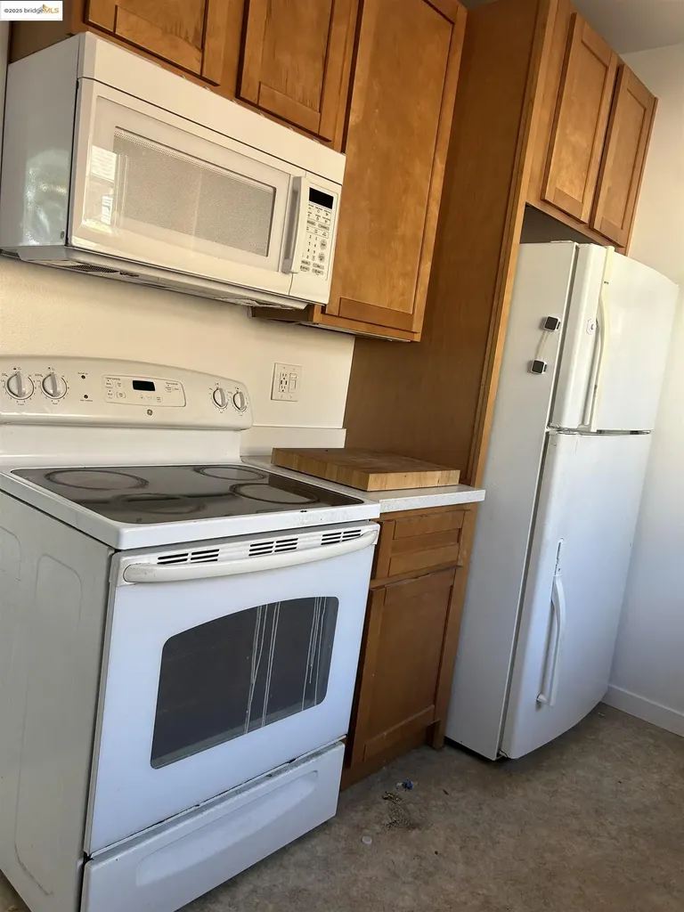 1703 Macarthur Boulevard Oakland CA 94602