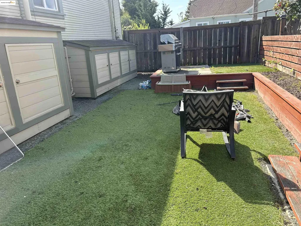 1703 Macarthur Boulevard Oakland CA 94602