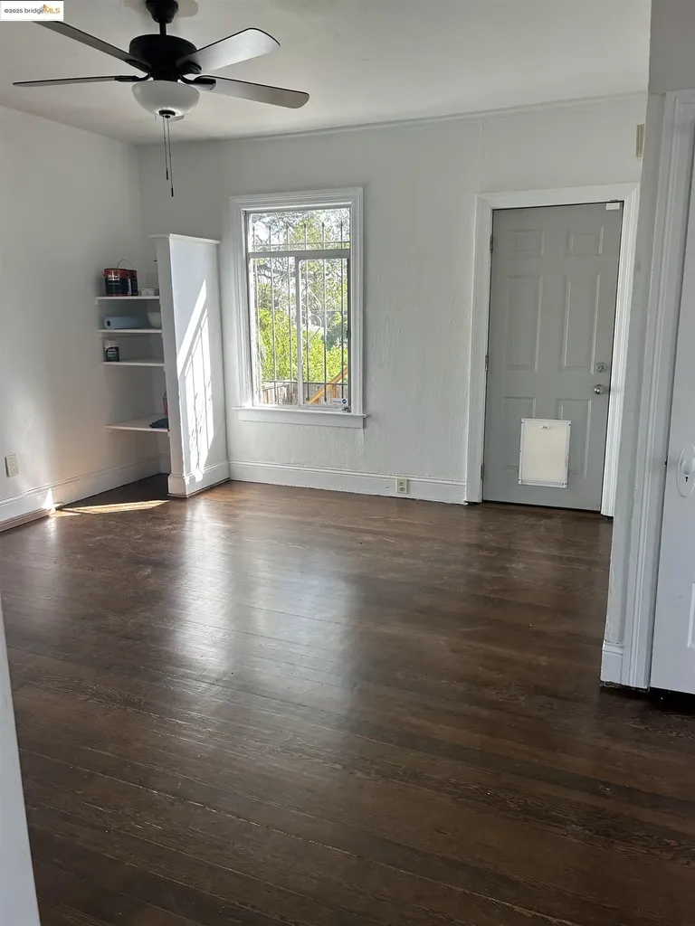 1703 Macarthur Boulevard Oakland CA 94602