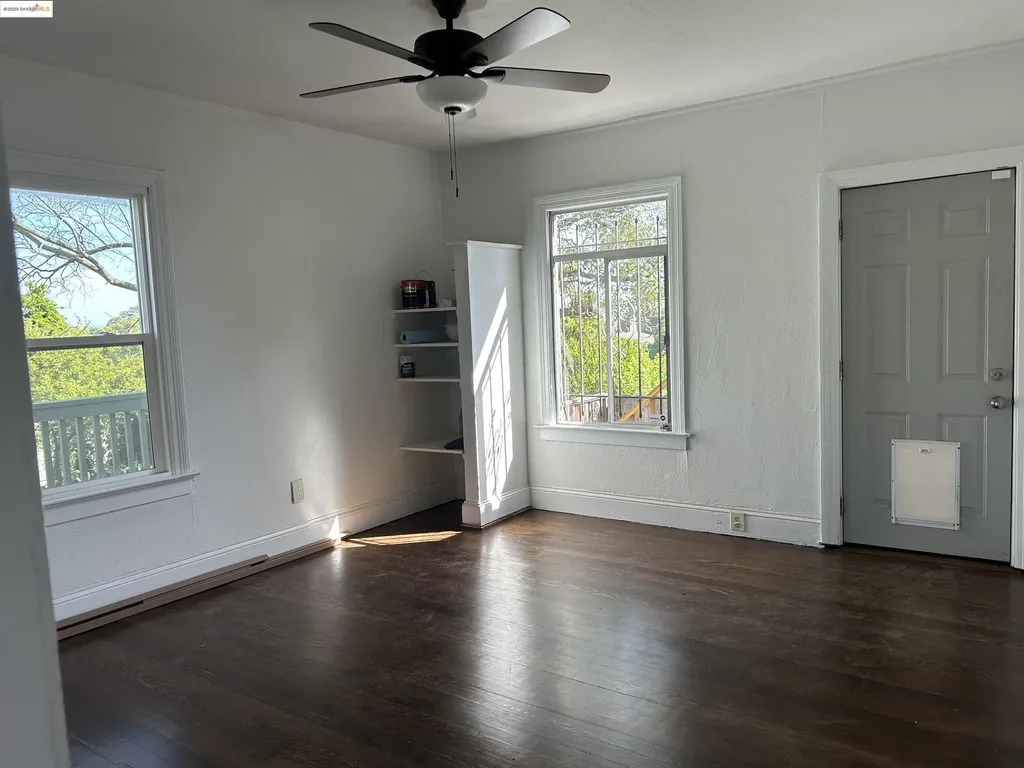 1703 Macarthur Boulevard Oakland CA 94602