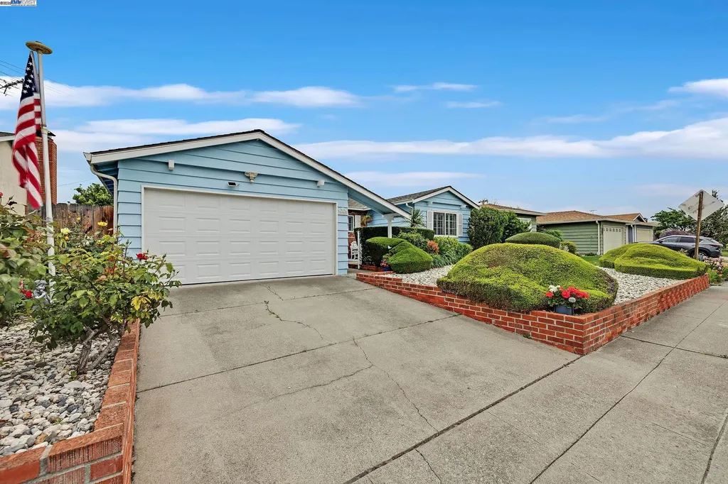 5042 Yellowstone Park Drive Fremont CA 94538