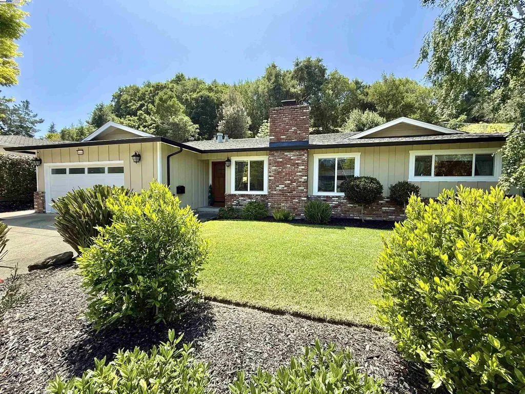 16990 Grovenor Drive Castro Valley CA 94546