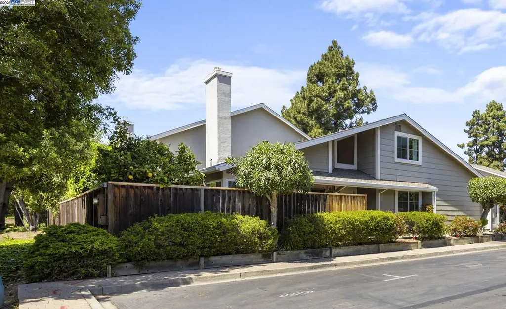 2389 Blackpool Place San Leandro CA 94577