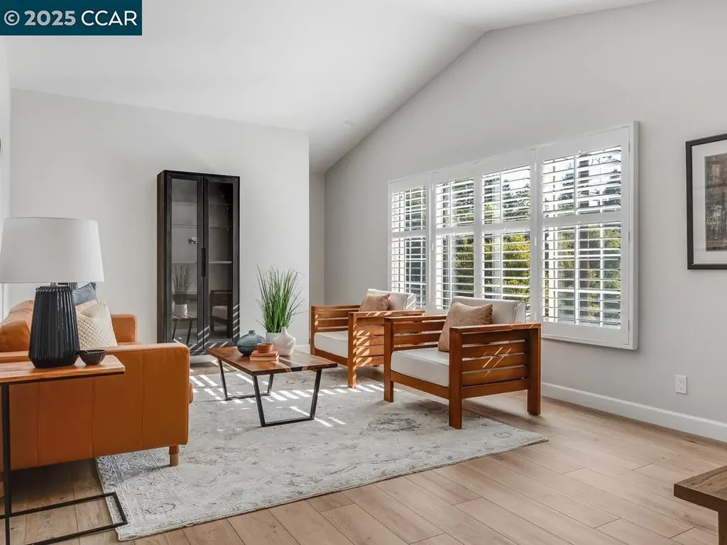 4430 Canyon Way Martinez CA 94553