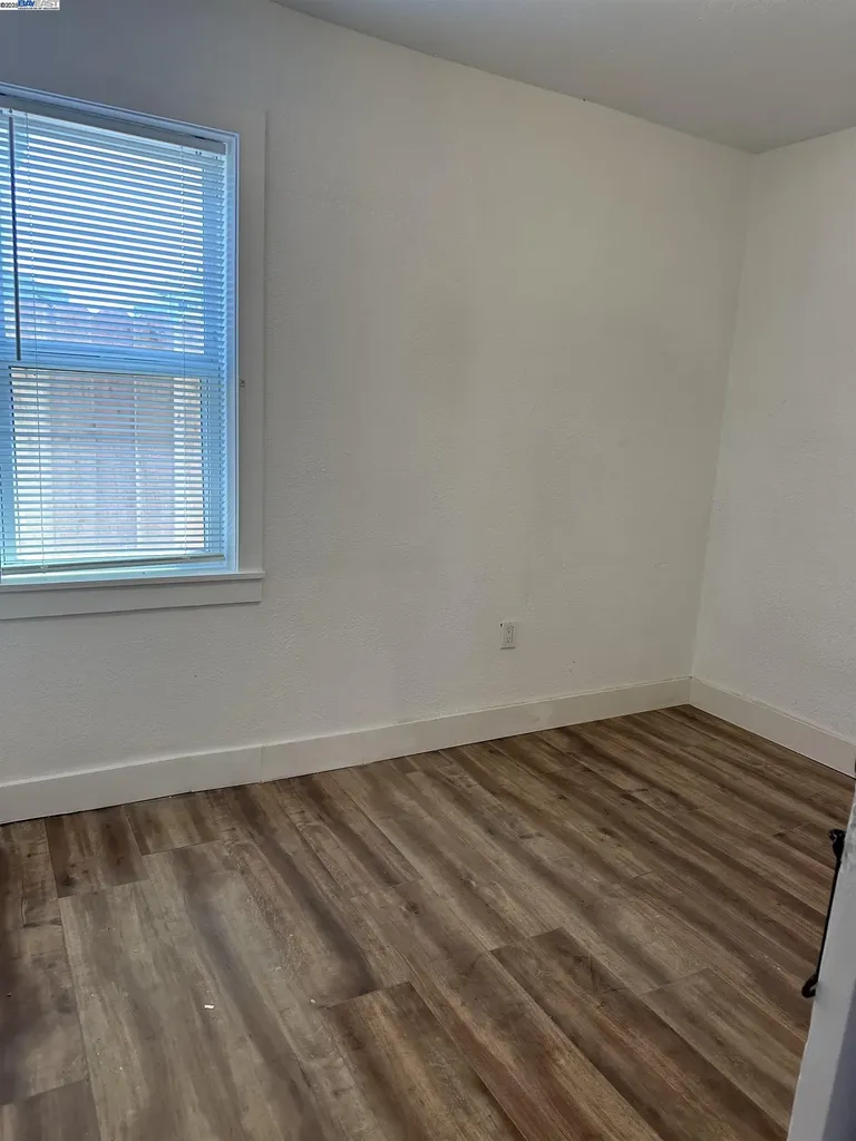 1130 11th Street Oakland CA 94606