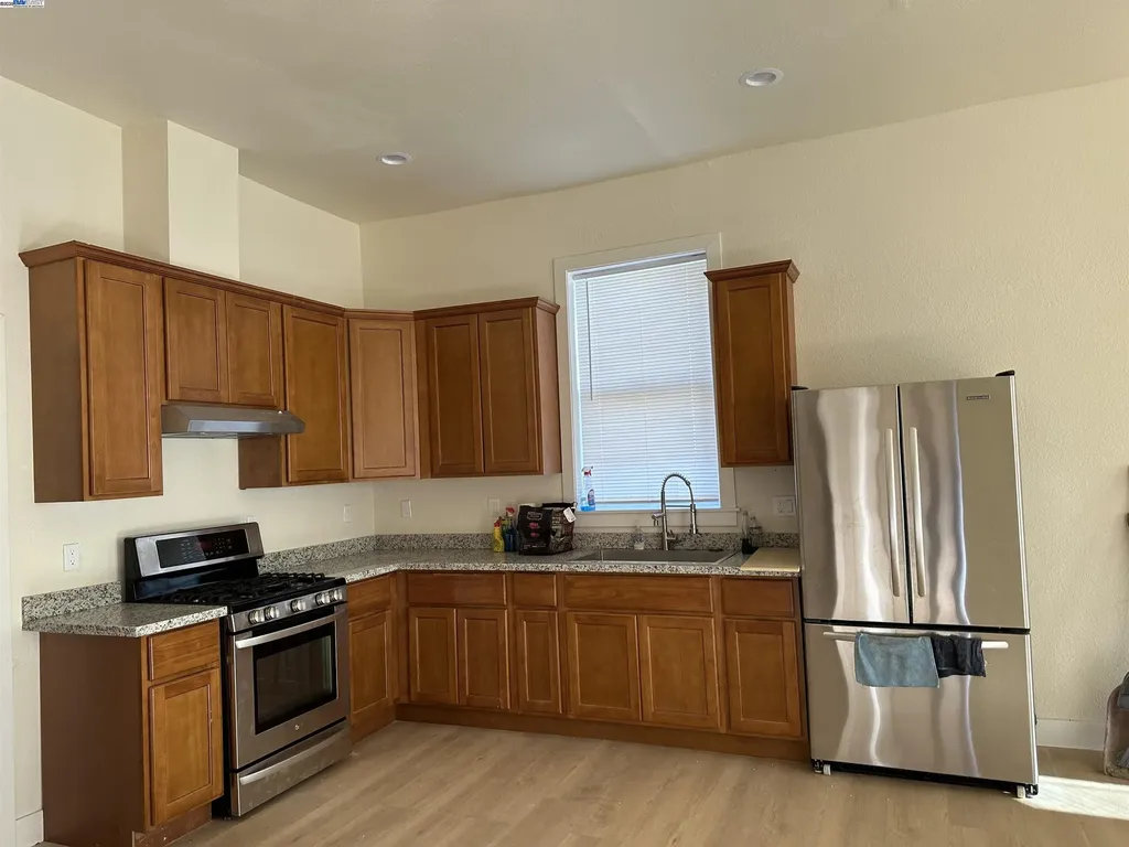 1130 11th Street Oakland CA 94606