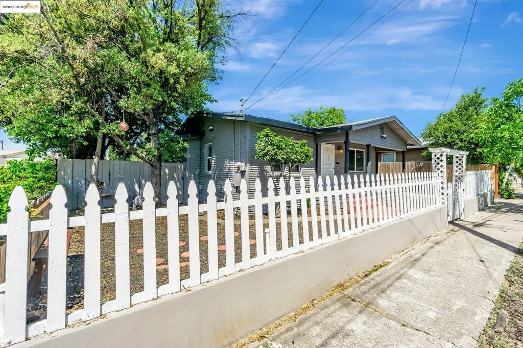 1112 6th Street Antioch CA 94509