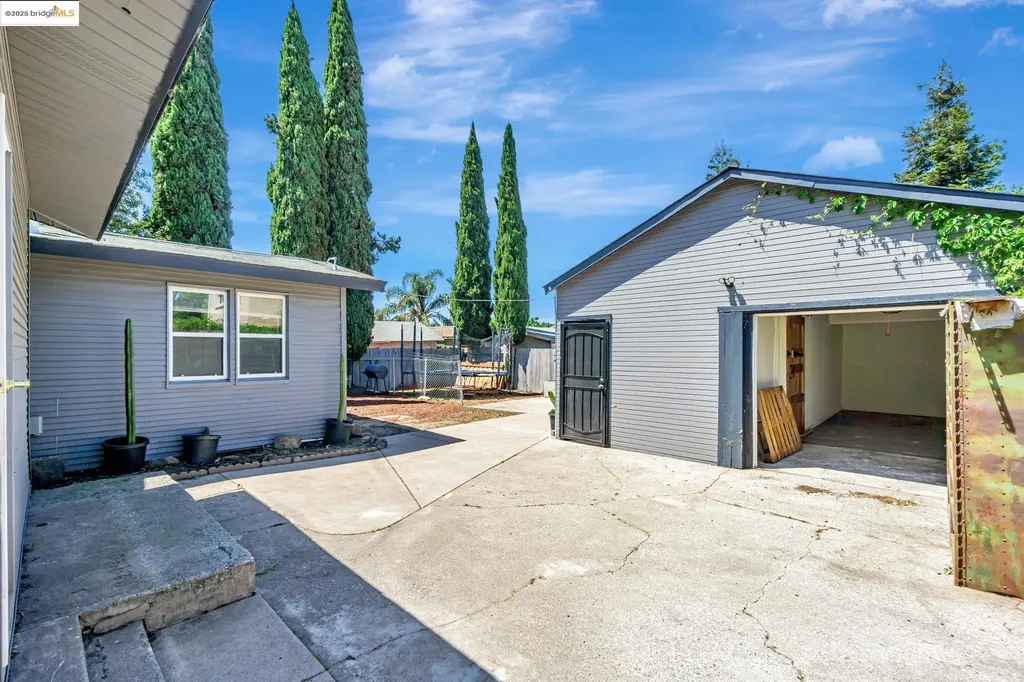 1112 6th Street Antioch CA 94509