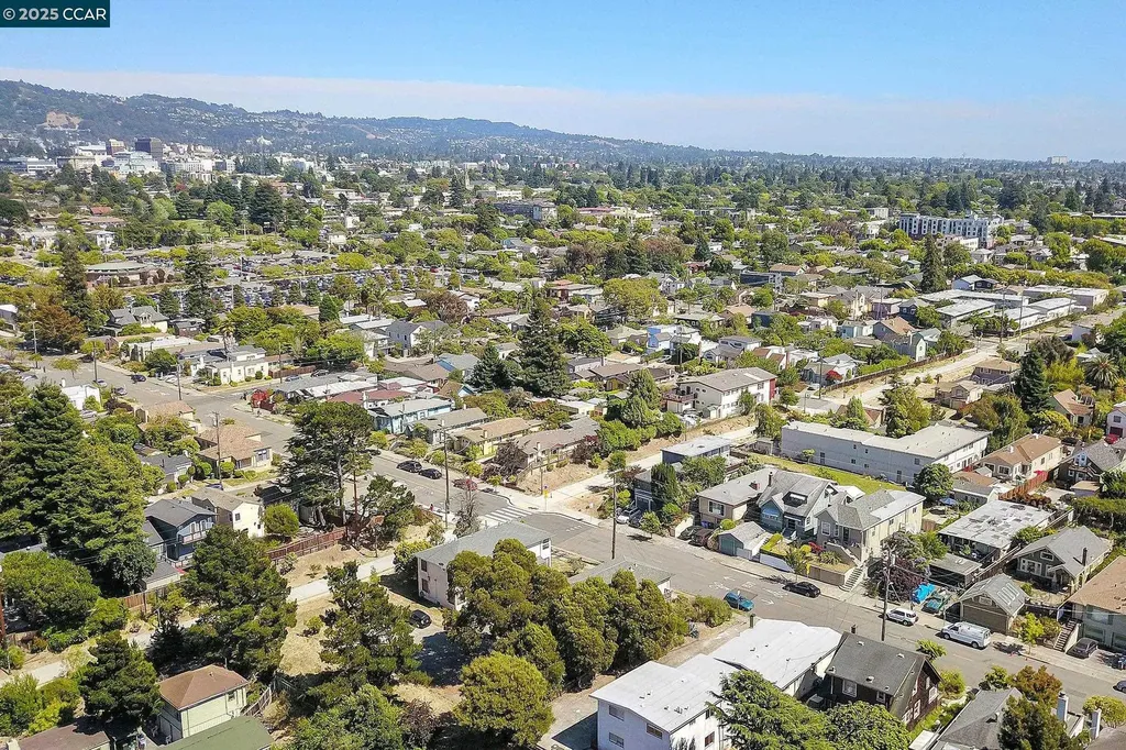 1322 Virginia Street Berkeley CA 94702